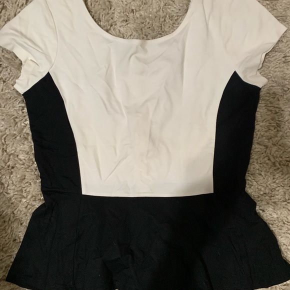 Banana Republic top - Picture 2 of 5